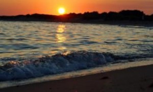 images_ocean_waves_sunset