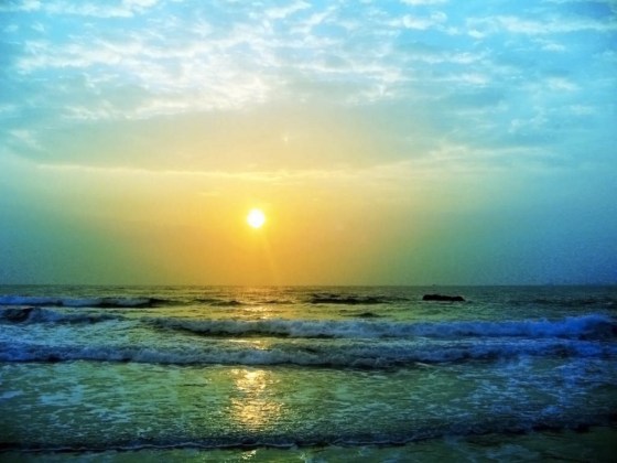 images_ocean_sunset_waves