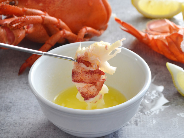 lobster dip in butter.jpg
